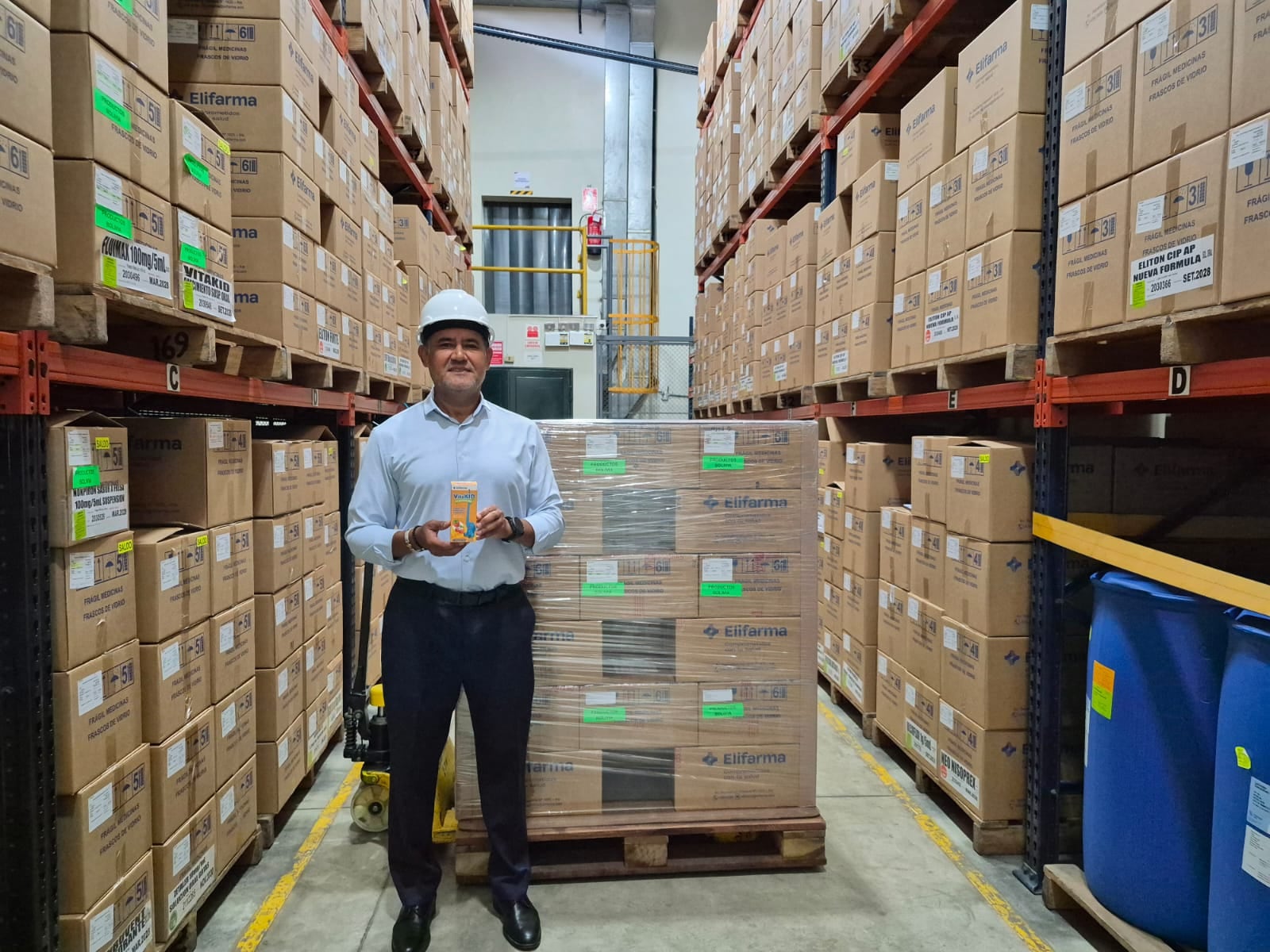 Elifarma inicia operación en Bolivia con cinco productos (vitaminas con hierro para crecimiento, medicamentos para fiebre y dolor, y otros).