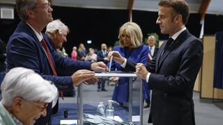 Coalición izquierdista aventaja en elecciones de Francia, pero sin mayoría absoluta