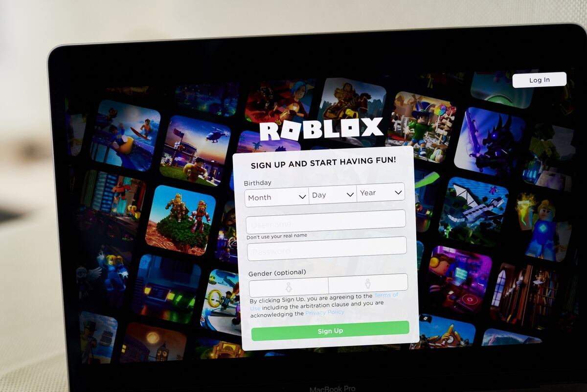 Roblox lleva meses hablando de introducir publicidad como una forma de aumentar los ingresos de juegos que son en gran medida gratuitos. (Foto: Bloomberg).