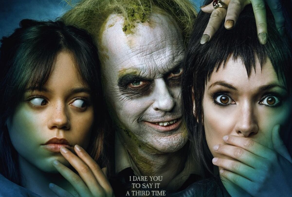 Michael Keaton y Winona Ryder regresan con sus papeles originales como Betelgeuse y Lydia Deetz, respectivamente, mientras que Jenna Ortega se une como Astrid Deetz (Foto: Warner Bros. Pictures)