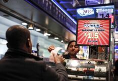 Powerball: una mujer afirma ser la ganadora del jackpot de un billón dólares y está su reacción