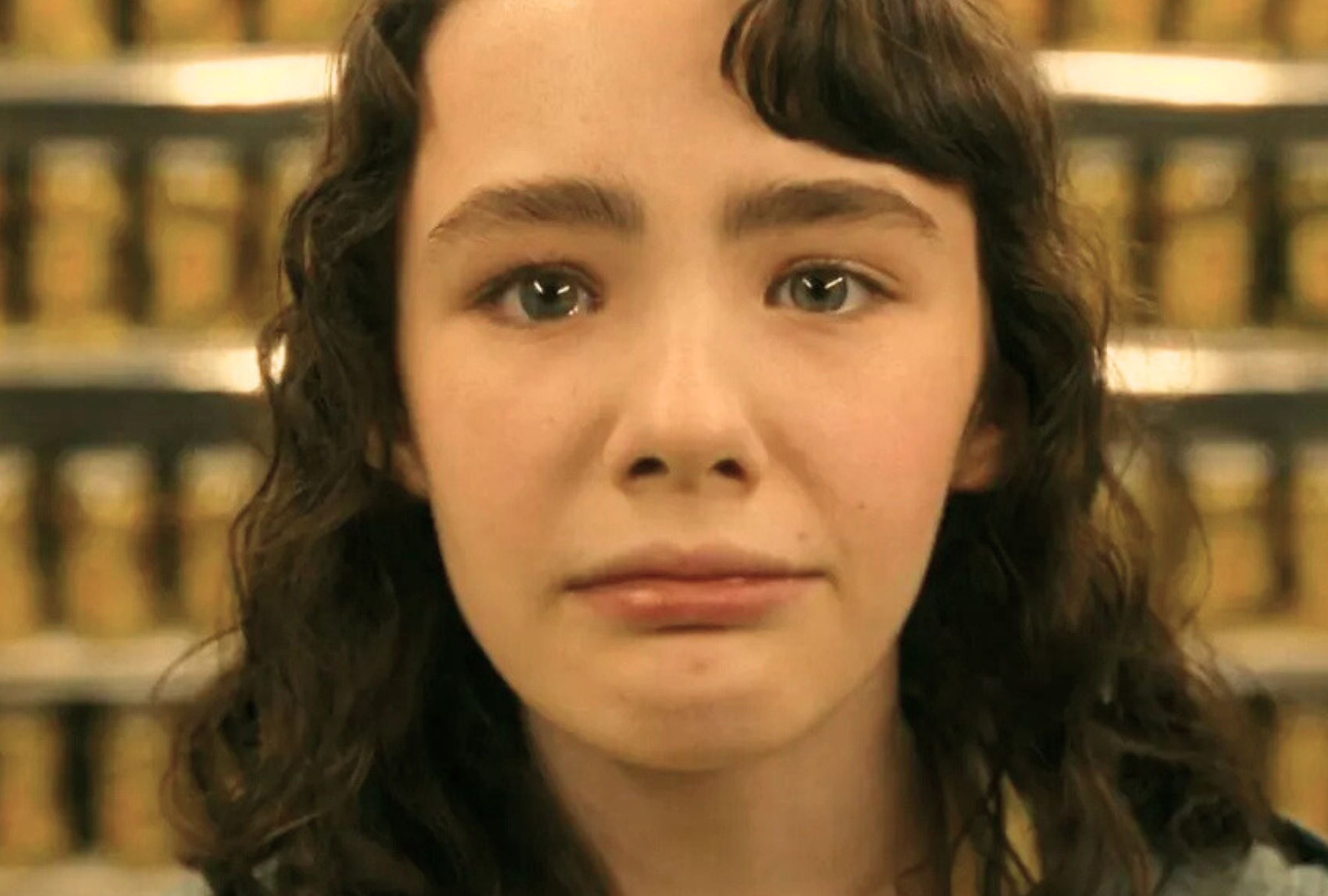 Clara Stack interpreta a Lilly Bainbridge a lo largo de la serie "IT: Bienvenidos a Derry" (Foto: HBO)