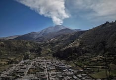 Cenizas de volcán Ubinas llegan hasta Puno en la frontera de Perú con Bolivia