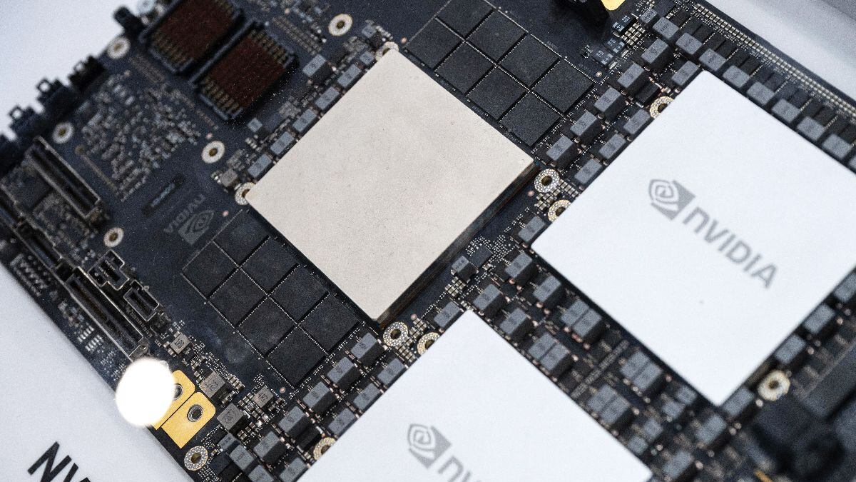Huawei desafía a Nvidia con una nueva estrategia para chips