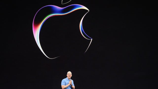 Apple llenará de IA sus productos y se alía con OpenAI para llevar ChatGPT a Siri