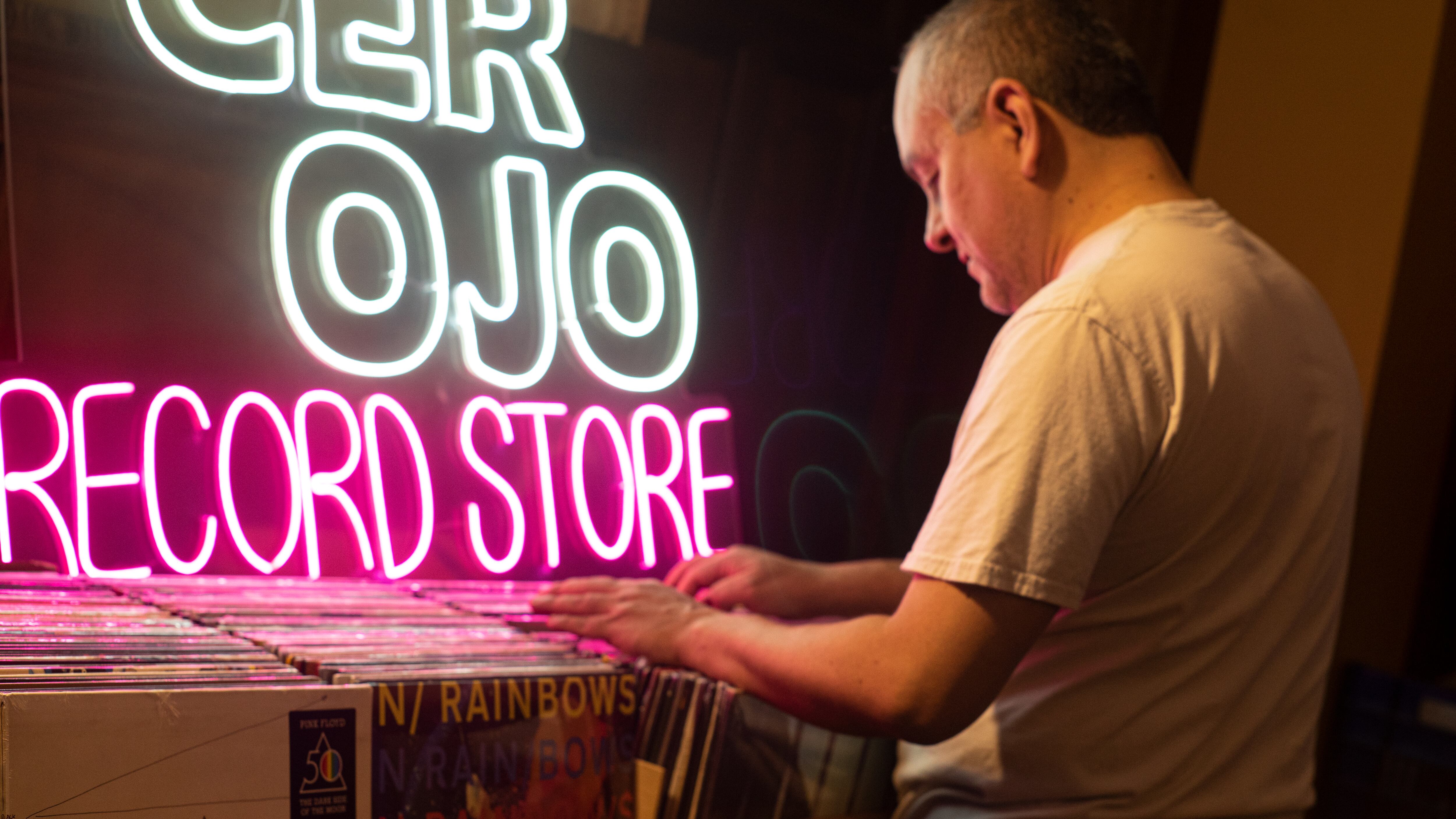 El coleccionista de discos vinilos tiene entre 18 a 40 años, señaló Carty.