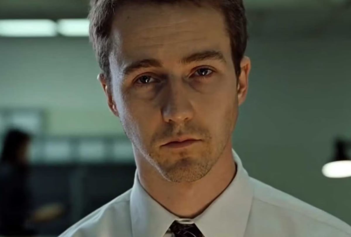 Edward Norton interpreta al oficinista con problemas de sueño en "El club de la pelea" (Foto: 20th Century Fox)
