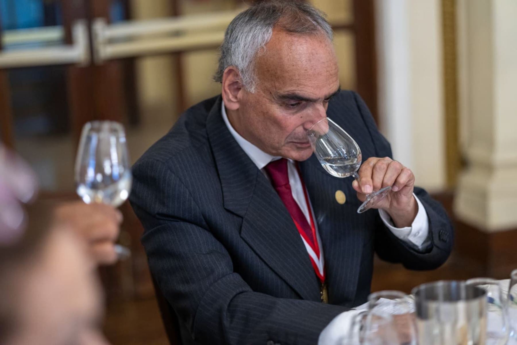 La autorización de uso de la Denominación de Origen Pisco se concede únicamente a quienes demuestran que producen y elaboran pisco en la zona geográfica delimitada. (Foto: Andina)