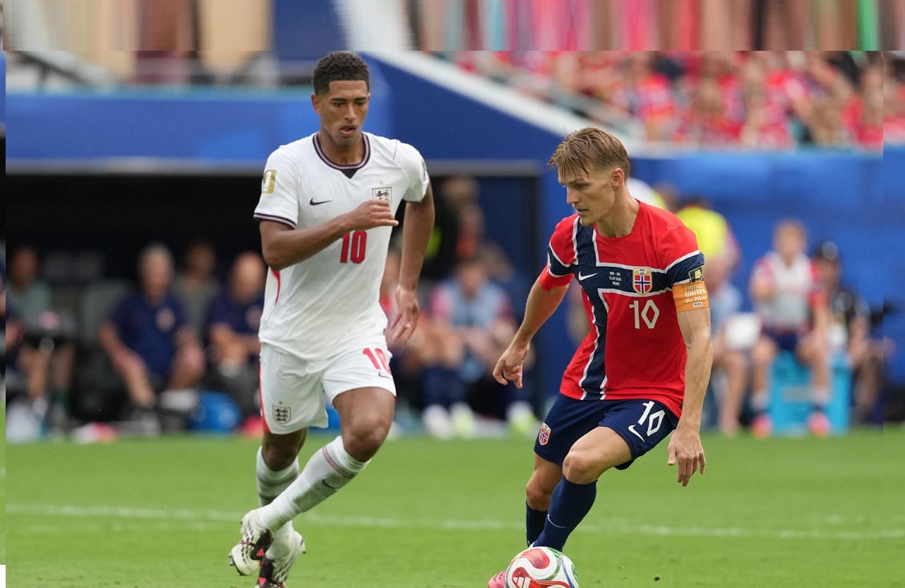 Inglaterra y Noruega vistieron indumentaria Nike durante el Mundial. Martin Ødegaard (d) de Noruega disputa el balón con Jude Bellingham de Inglaterra en el partido de cuartos de final del Mundial de la FIFA 2026 entre Noruega e Inglaterra en el estadio Hard Rock en Miami (Estados Unidos). EFE/ Octavio Guzmán