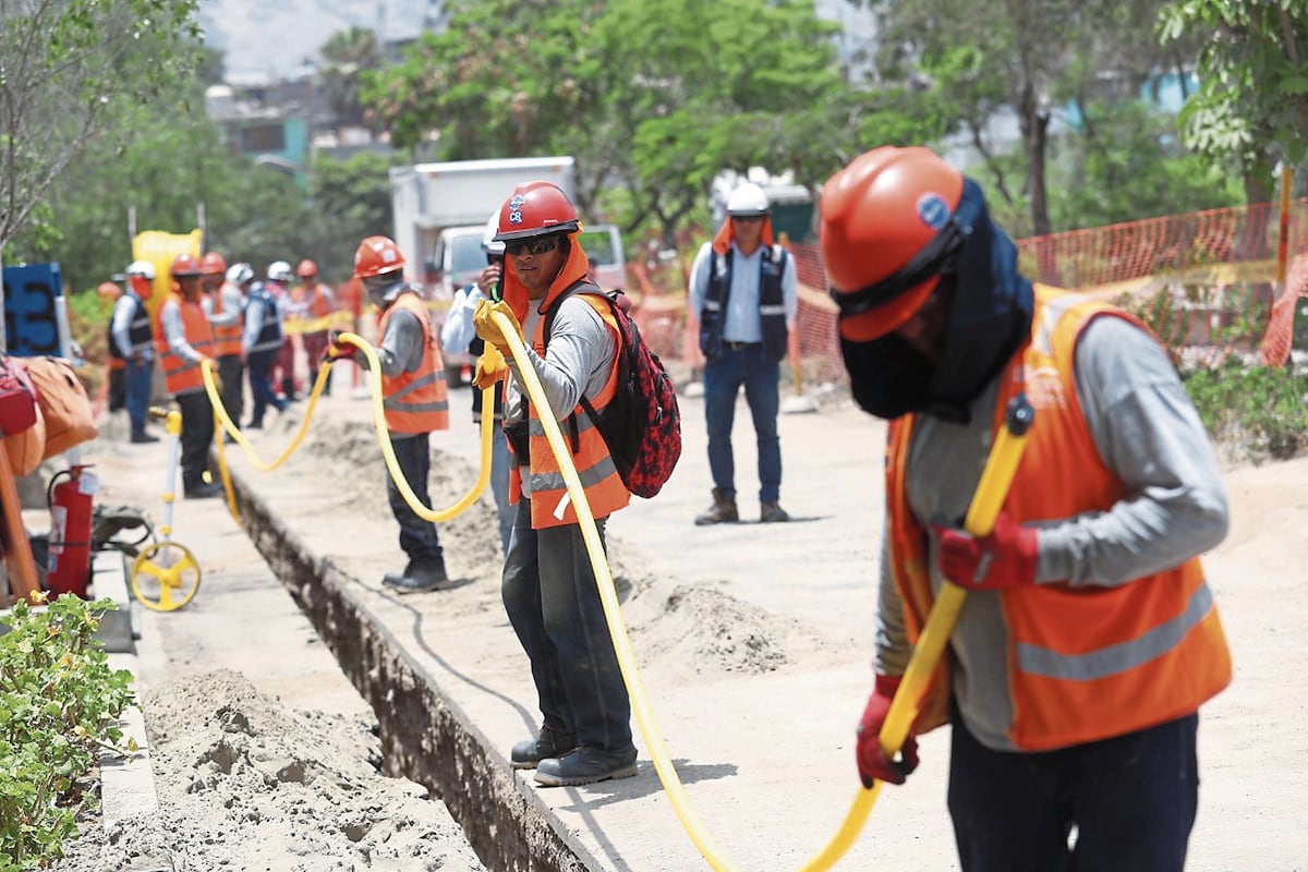 El proyecto de adenda contempla una inversión superior a US$ 550 millones para construir 3,700 km de redes y beneficiar a más de 300,000 usuarios. | Difusión