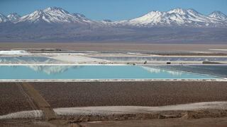 Chile toca la puerta en China, Japón y Europa para reanimar estancado proyecto de litio 