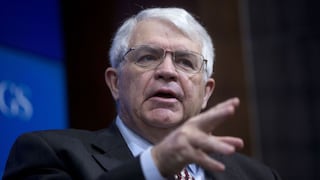 Fed debe subir tasa un poco más, dice creador de regla de Taylor