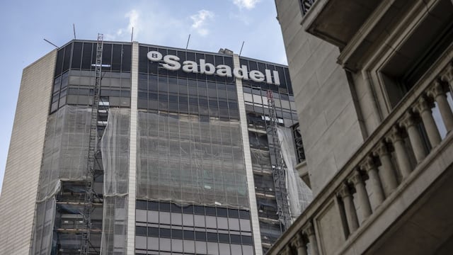 BBVA intenta adquirir Sabadell con OPA “hostil”; Gobierno español se opone