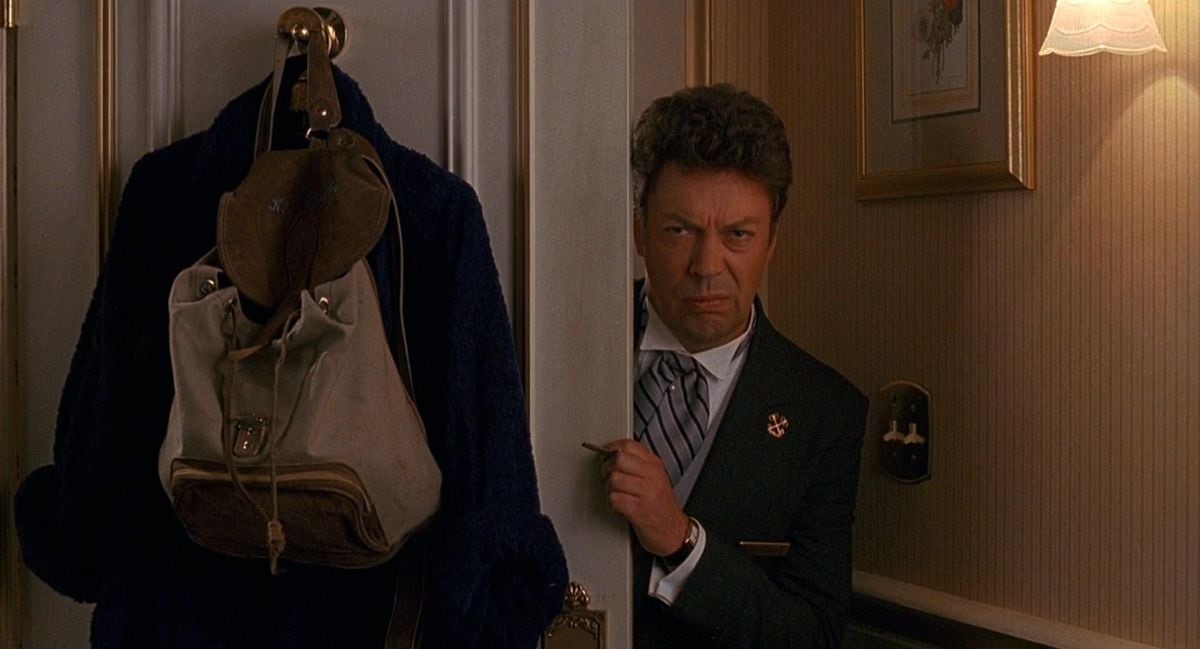 Curry como el señor Héctor, conserje del Plaza Hotel en “Home Alone 2: Lost in New York” (Foto: 20th Century Fox / Hughes Entertainment)