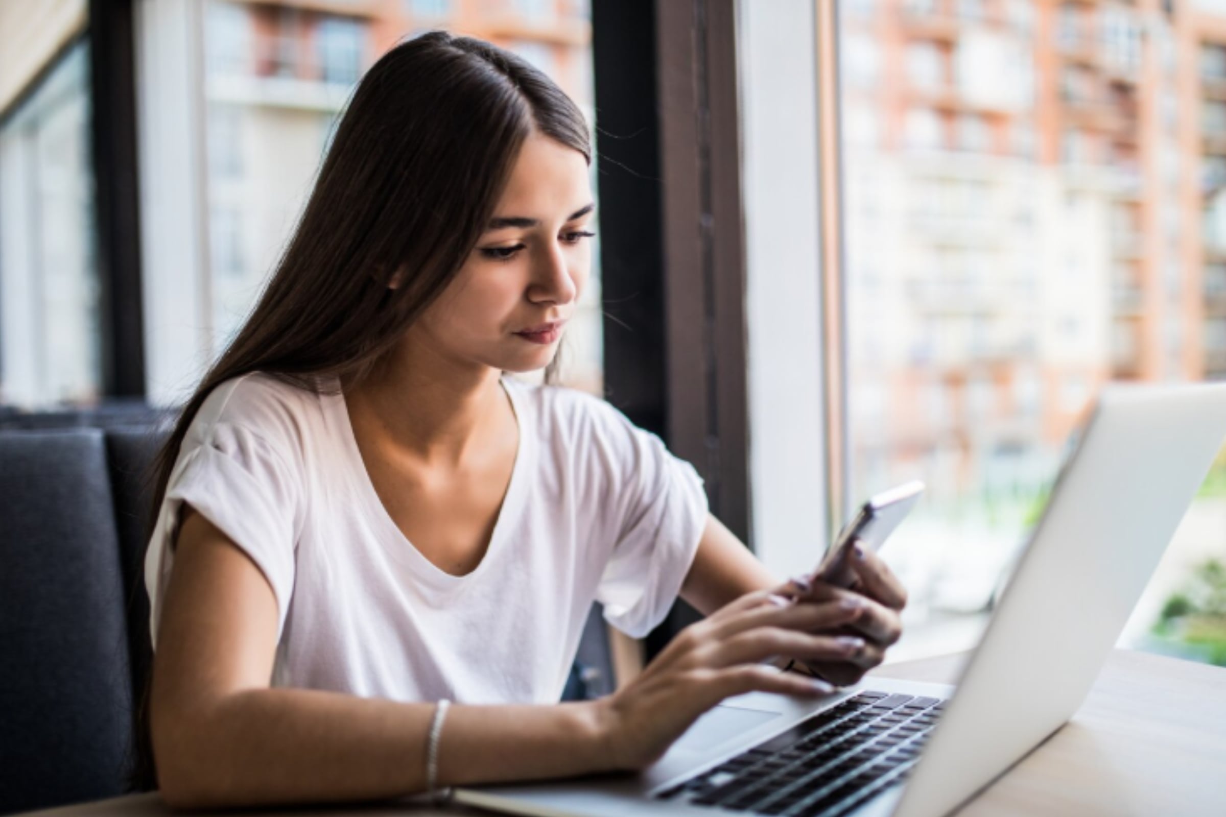 Con un crecimiento proyectado de hasta 25%, el sector telecom entra en una etapa de ejecución, donde la infraestructura será el eje de la competitividad. Foto: Andina