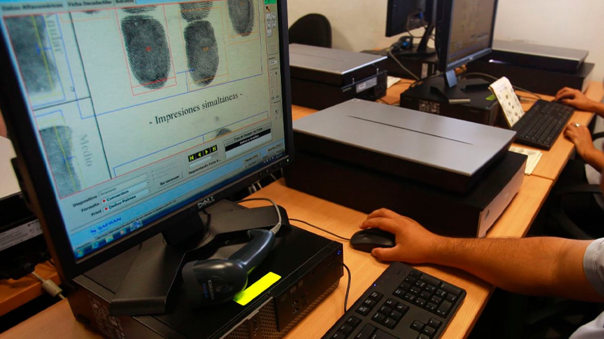 Otro planteamiento de la nueva administración es permitir a las empresas del sistema financiero y de seguros acceder a la información sobre identidad de las personas que posee Reniec en sus procesos de apertura de cuenta, contratación y operaciones. | Foto: Andina