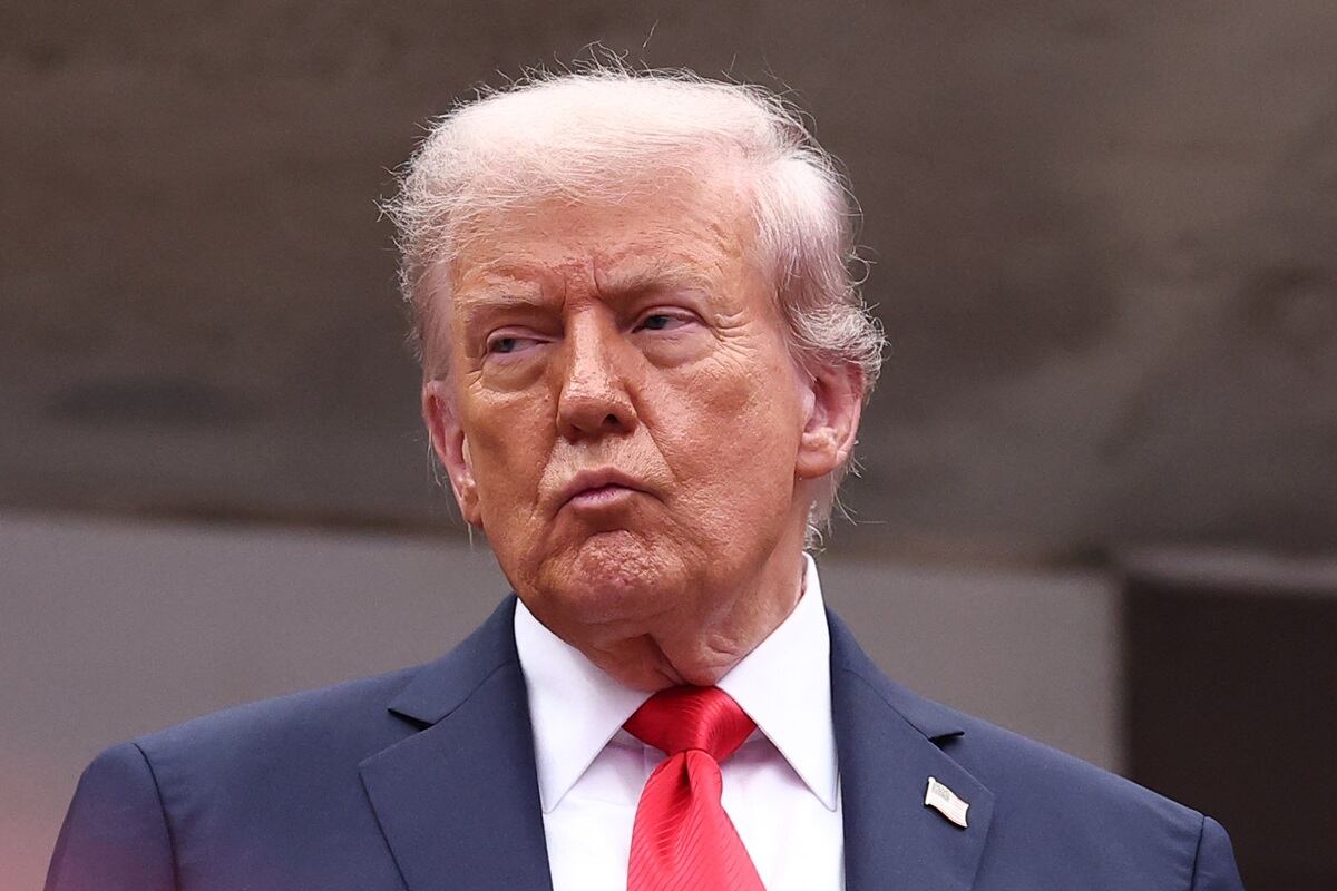 Un tribunal federal de apelaciones determinó a finales de agosto que Donald Trump excedió sus atribuciones para imponer gran parte de los aranceles que instauró a sus socios comerciales. Foto de CHARLY TRIBALLEAU / AFP.