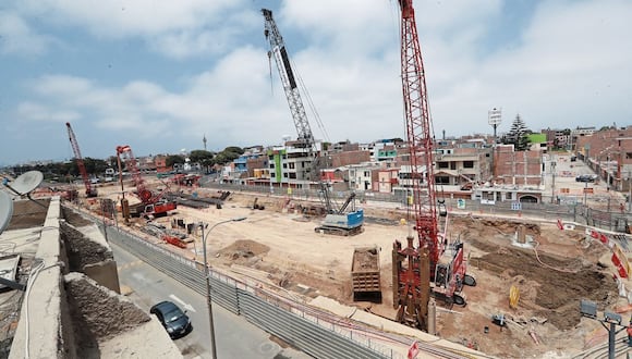 En el Gobierno nacional hubieron varios sectores que sufrieron reducciones en su presupuesto para obras durante el año. Sin embargo, no pudieron gastar la totalidad de sus recursos igualmente. FOTO: LINO CHIPANA OBREGÓN.