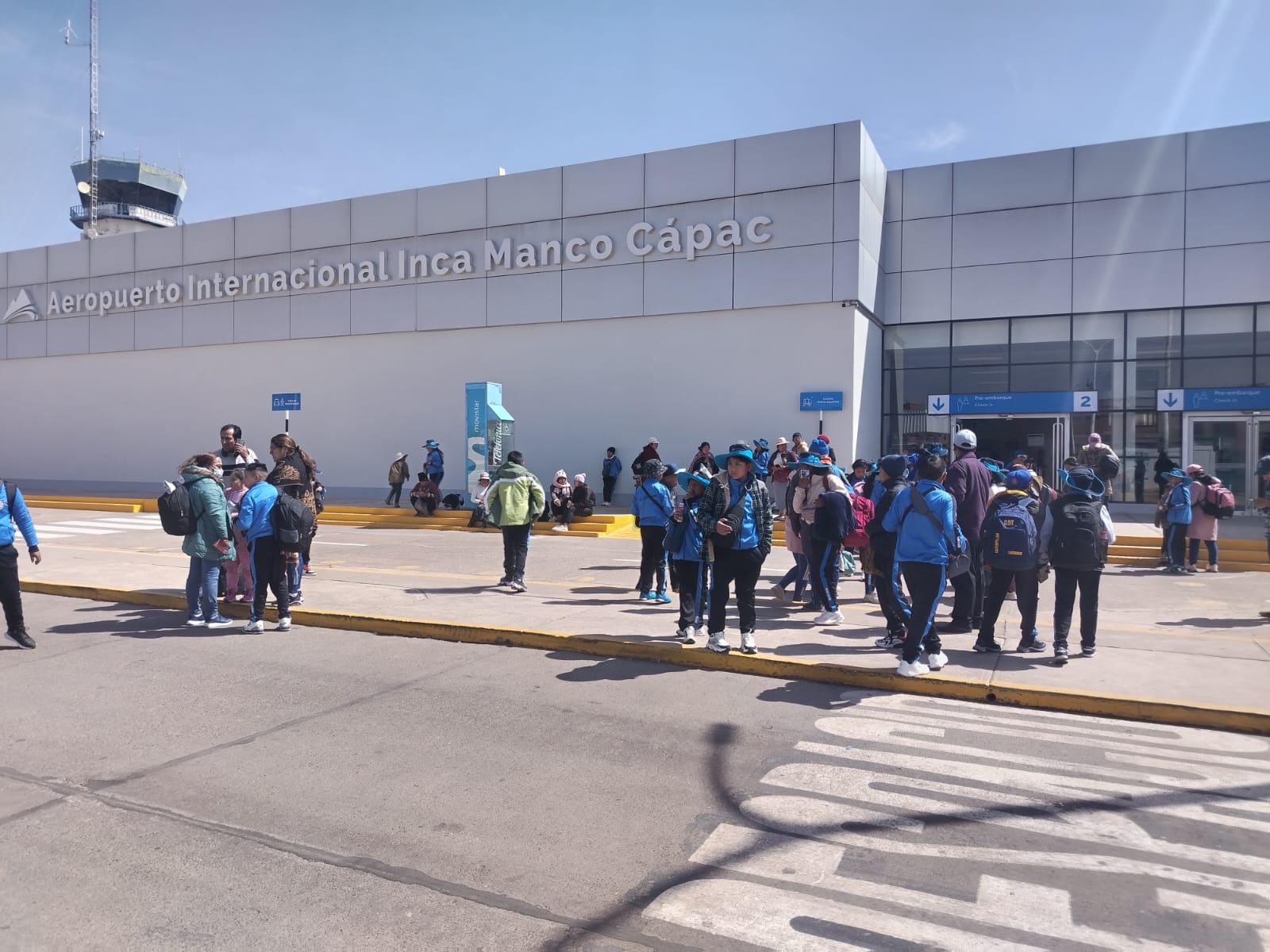 Se busca reubicar el Nuevo Aeropuerto Internacional Inca Manco Cápac, en Puno.