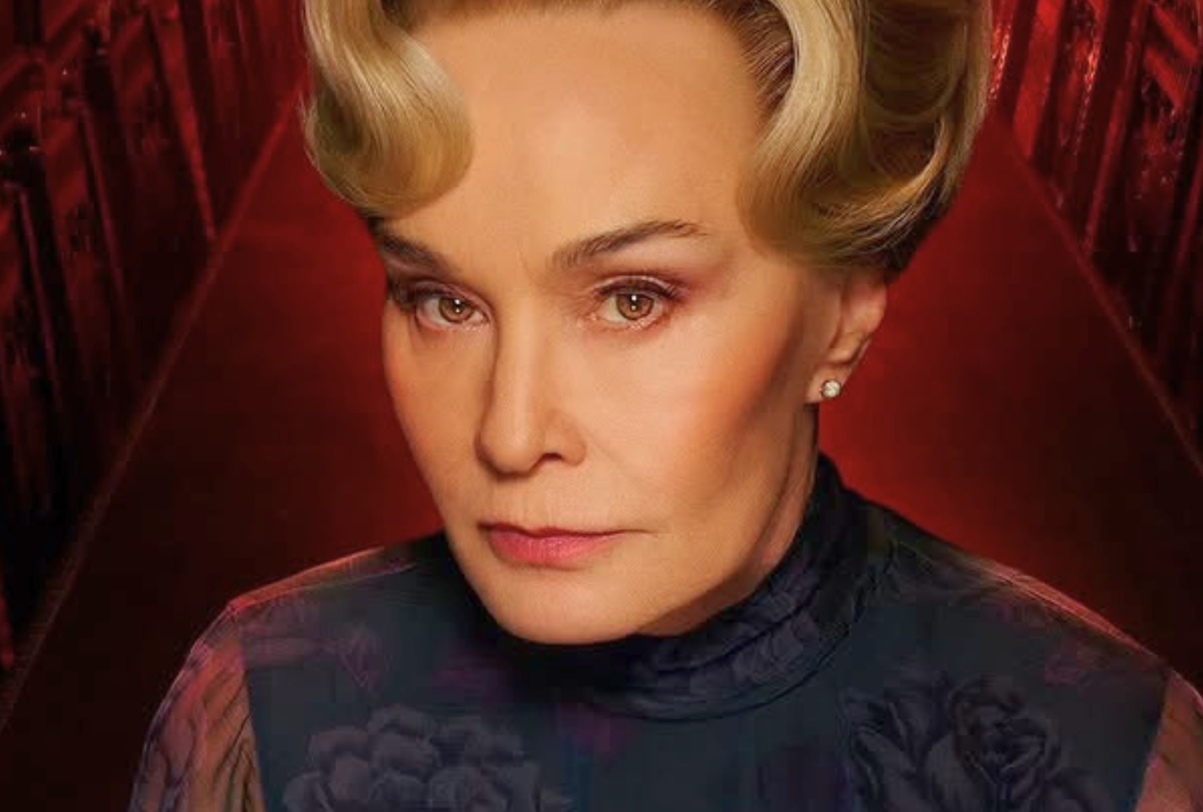 La aclamada actriz Jessica Lange interpretando a su icónico personaje, Constance Langdon, para "American Horror Story: 13" (Foto: Ryan Murphy Productions)