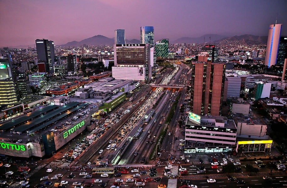 Exportaciones peruanas alcanzarían otro récord: MEF apuesta por US$ 100 mil millones en 2026