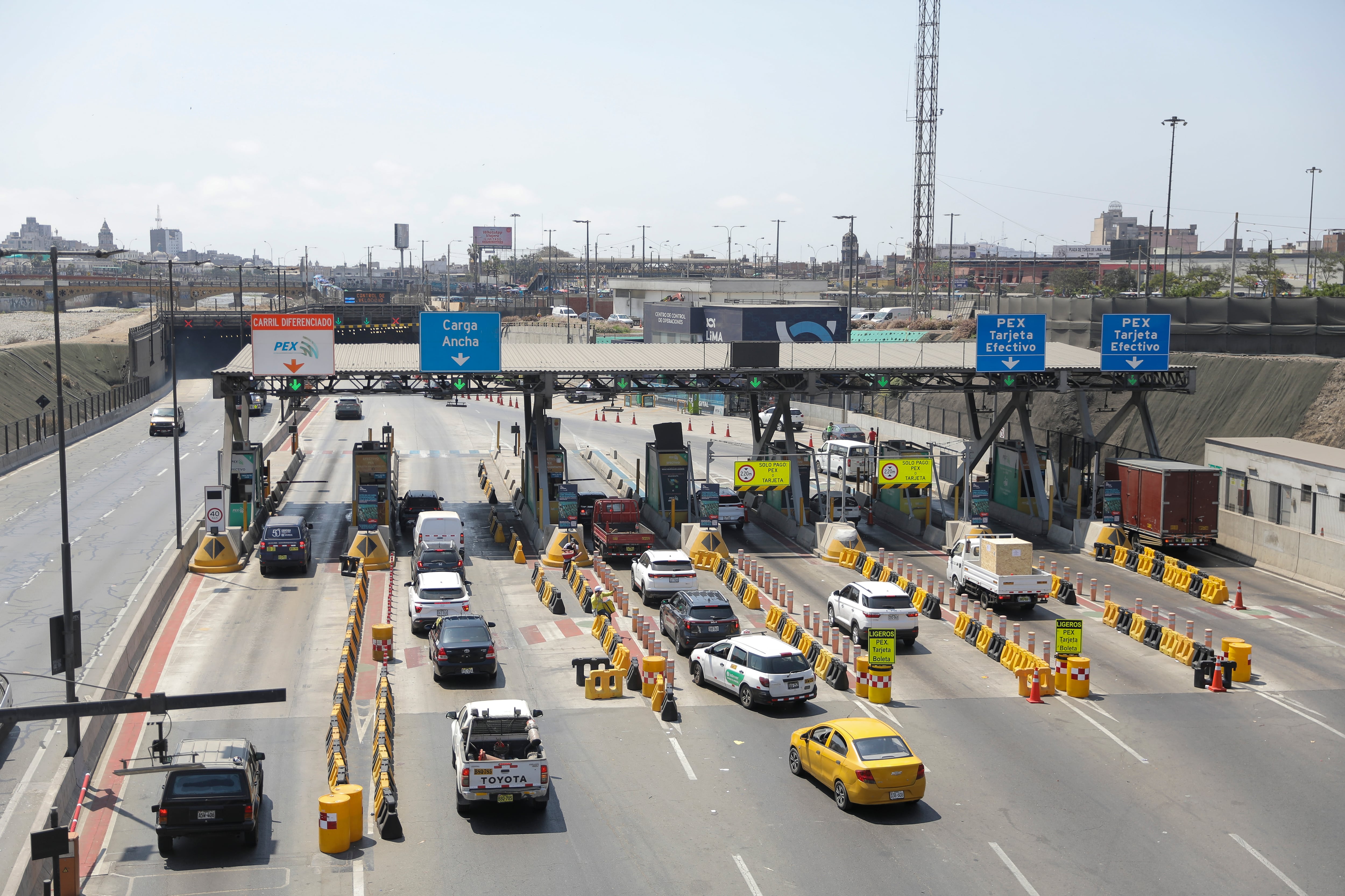 El MTC, por su parte, deja a criterio de ProInversión si este paquete de proyectos viales necesitaría peajes. Se ubicarán todos en regiones, fuera de la capital. Foto: GEC.
