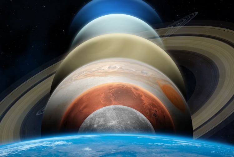 Representación gráfica de una alineación planetaria como la de agosto de 2025 (Foto: buradaki / iStock)