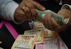 Una persona ganó US$2 de la lotería, compró otro boleto y se llevó US$50 mil