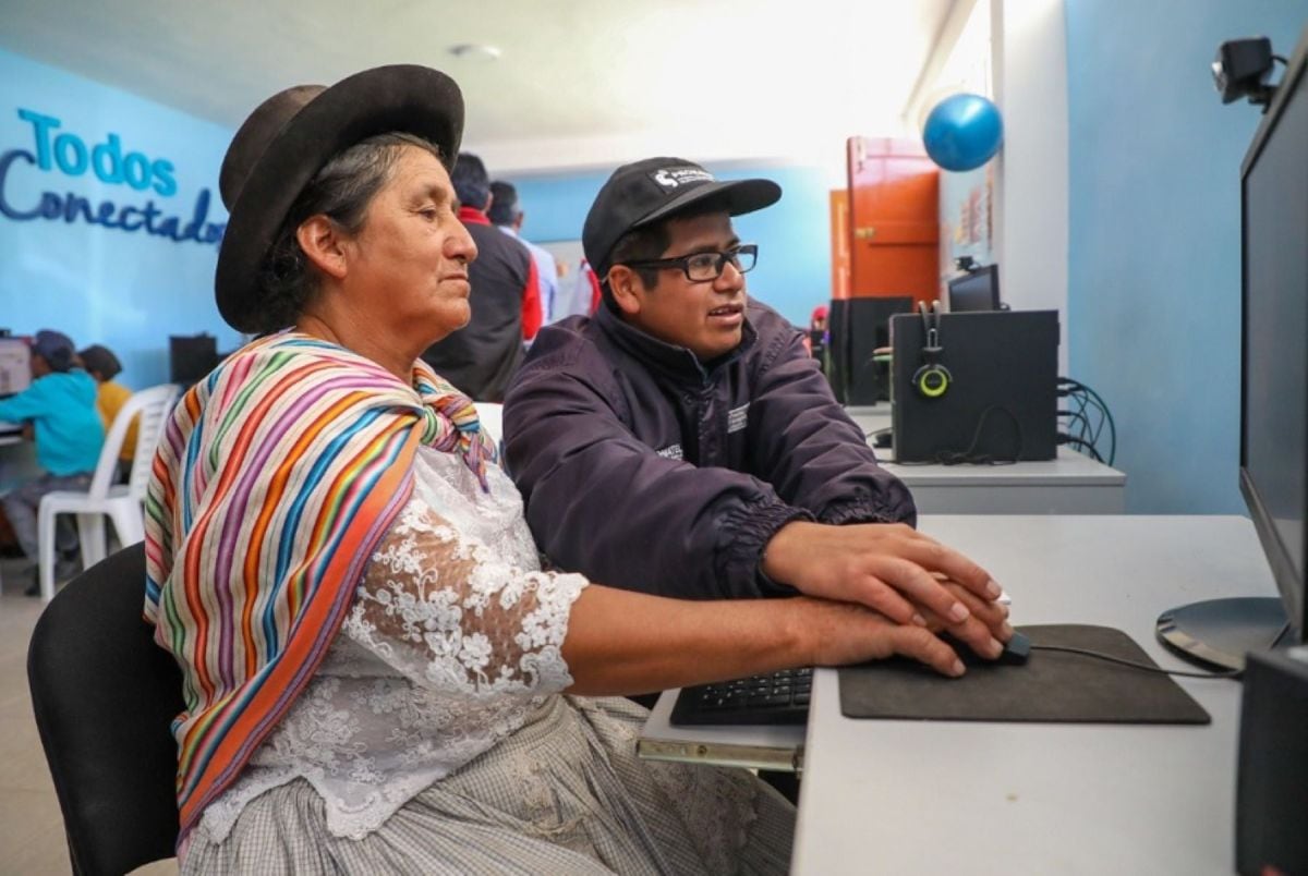 Más de 176,000 ciudadanos de 104 localidades tendrán acceso virtual y gratuito a temas relacionados con el uso y aprovechamiento de las Tecnologías de la Información y la Comunicación (TIC). (Foto: Andina)