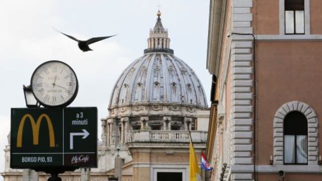 McDonald's del Vaticano distribuirá comida entre indigentes en medio de controversia