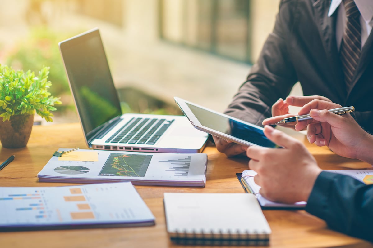 Tener dinero ingresando a la empresa no significa que todo ese monto esté disponible para gastar o invertir. (Foto: iStock)