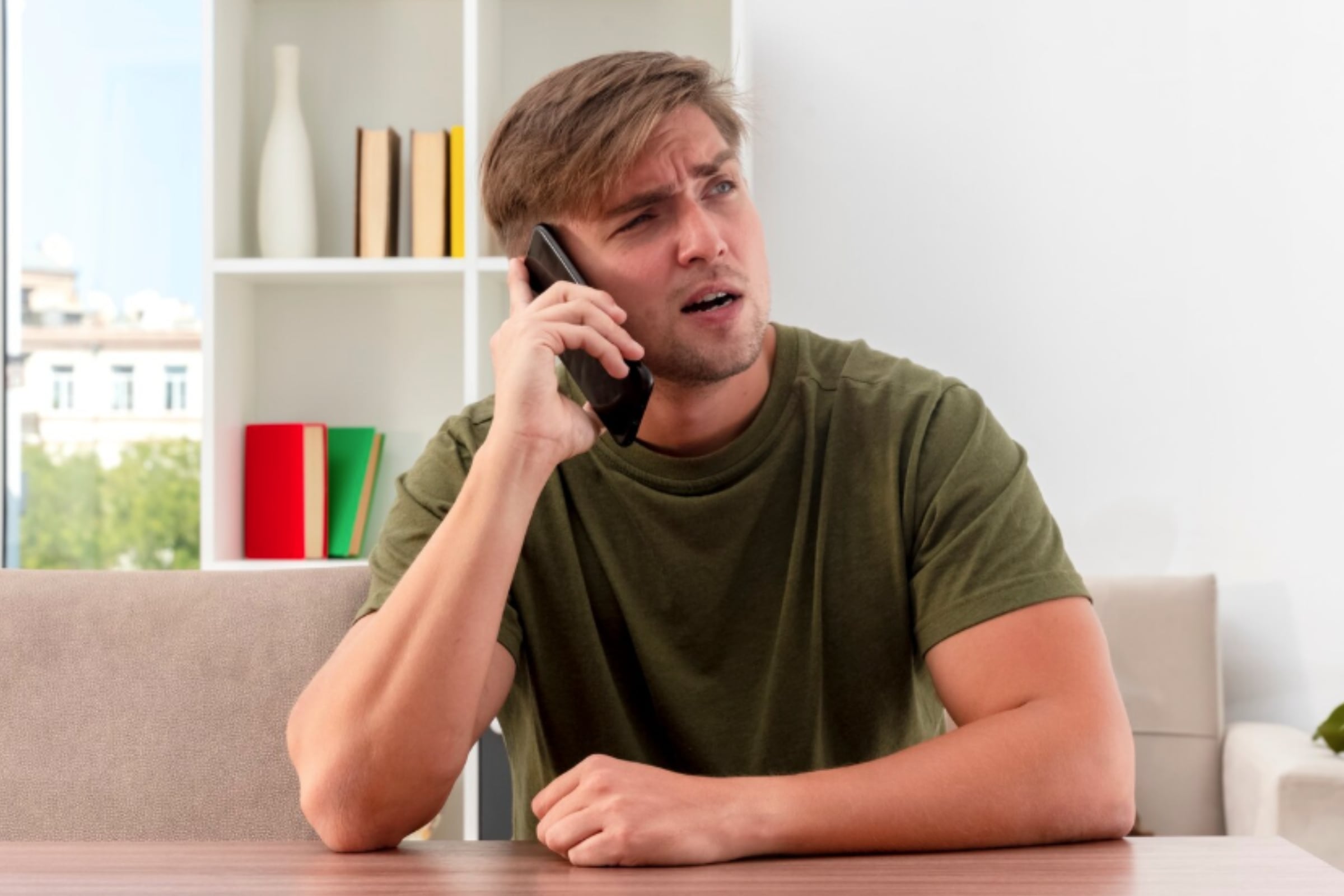 Es posible que los contribuyentes que se contacten vía telefónica no obtengan respuesta a pesar de esperar más de una hora. (Crédito: Magnific / Imagen referencial)