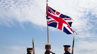 Reino Unido mantiene propuesta para que peruanos viajen sin visa