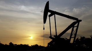 Petróleo y metales se disparan por recortes de producción y sólida demanda