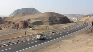 Tráfico vehicular en carreteras concesionadas creció 24% entre enero y abril, reportó Ositrán 