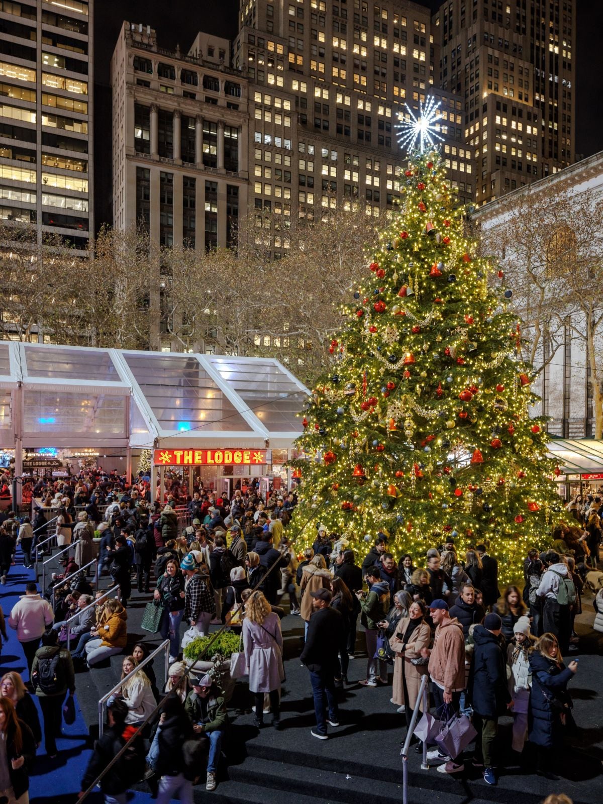 Además de su pista de hielo, Winter Village ofrece tiendas, comida e iglús privados (Foto: Bryant Park / Instagram)