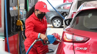 Peruanos pagan S/ 7 más por el galón de gasolina que hace un año