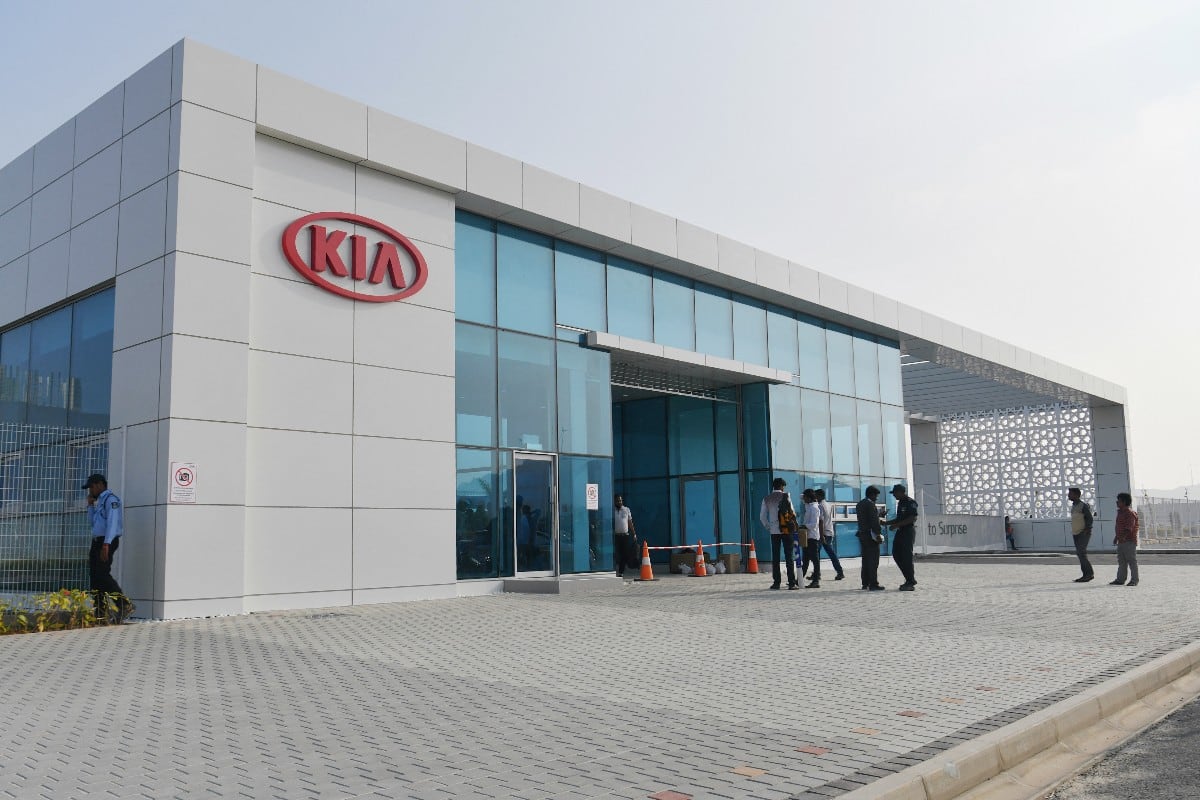 Los propietarios podrán llevar sus autos a concesionarios autorizados para una inspección y reparación gratuita. (Foto: AFP)