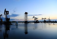 Petróleo sube por riesgos geopolíticos vinculados al conflicto en Ucrania