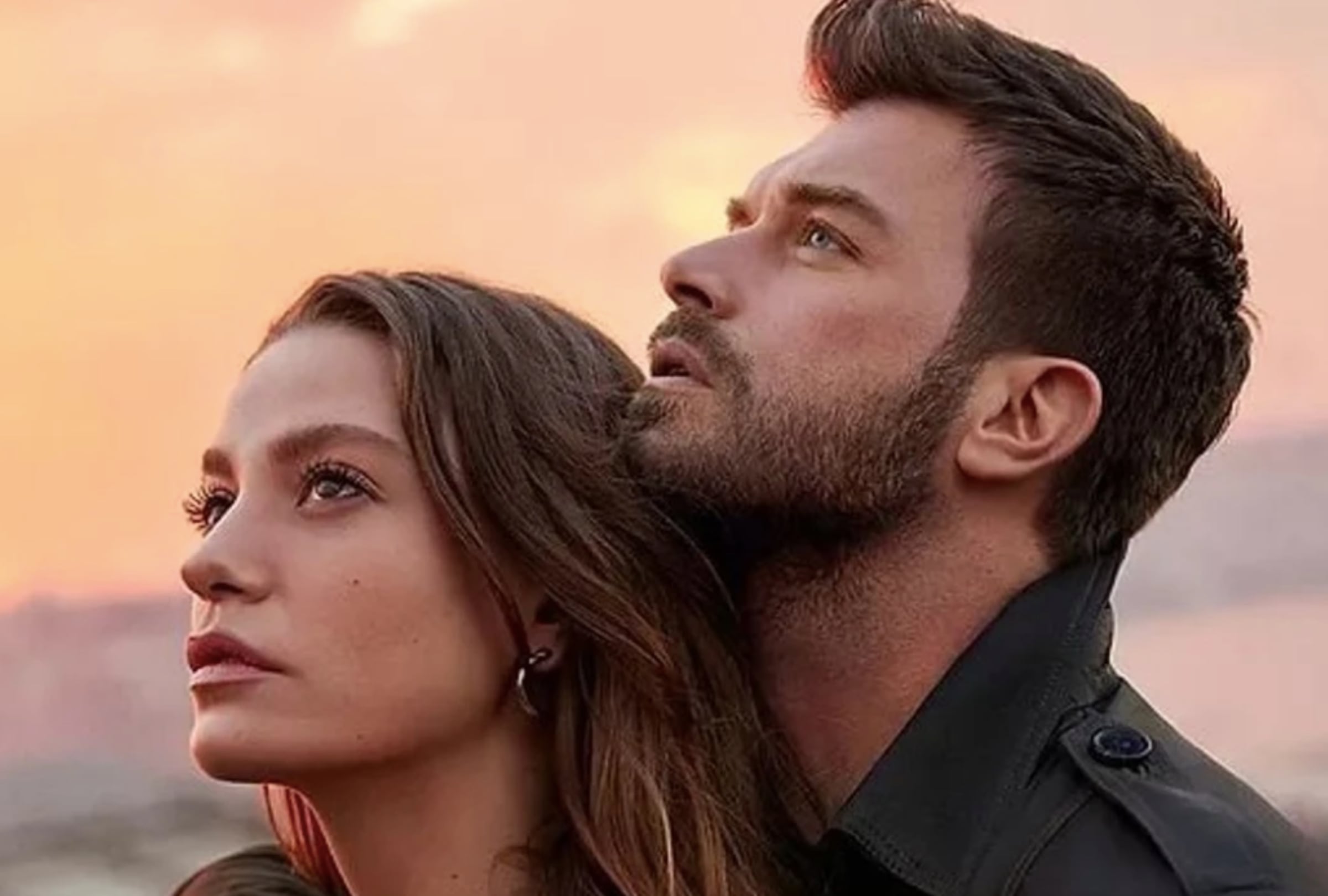“La familia” se apodera de Telemundo con Kıvanç Tatlıtuğ y Serenay Sarıkaya como protagonistas (Foto: Ay Yapım)