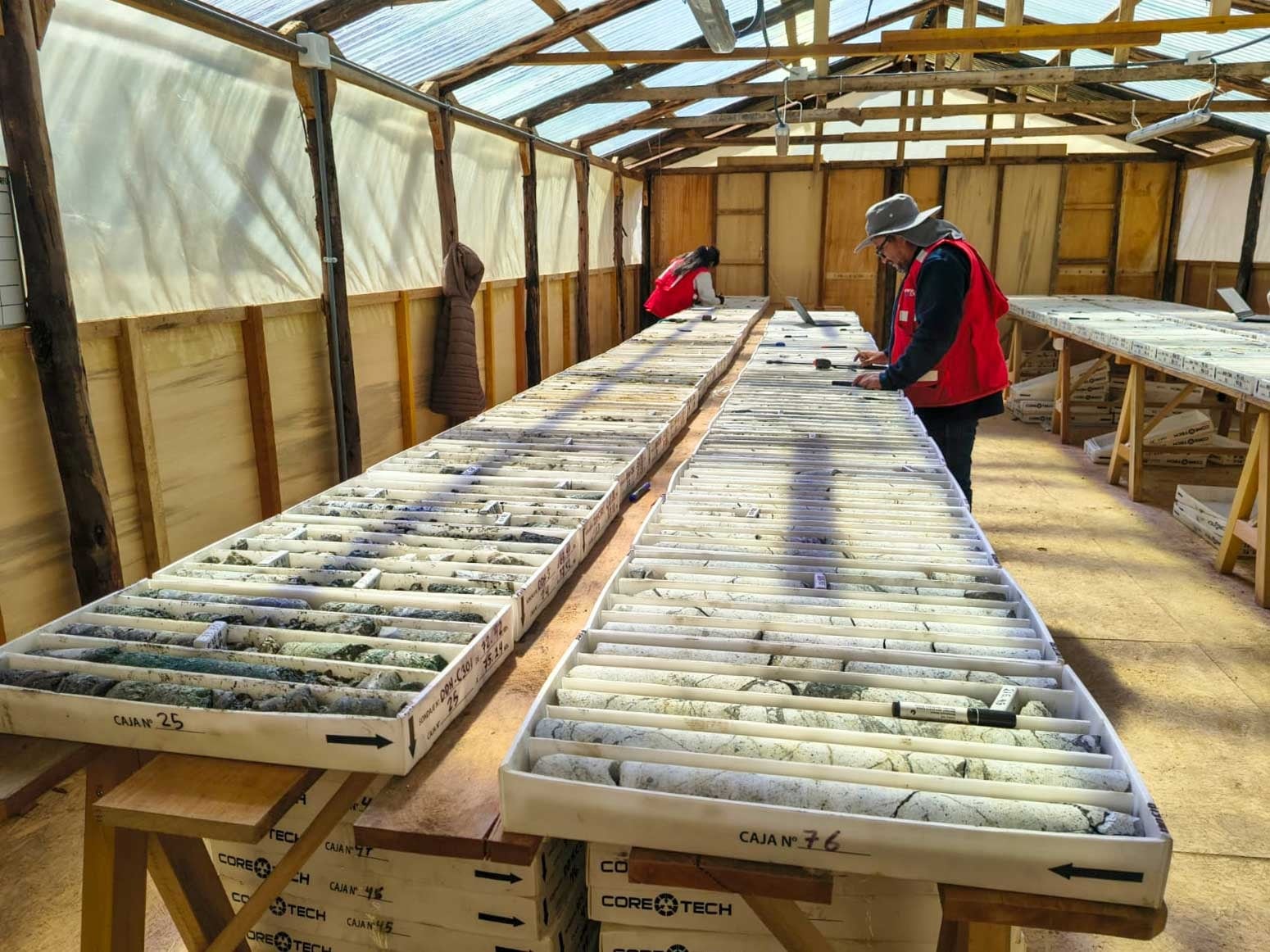 El proyecto Corani contempla actividades de desarrollo orientadas a su futura construcción y operación.
