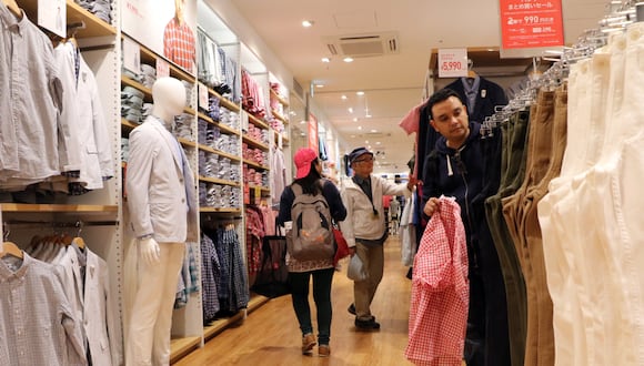 Hay al menos cuatro marcas internacionales de fast fashion en el país. (Foto: AFP)