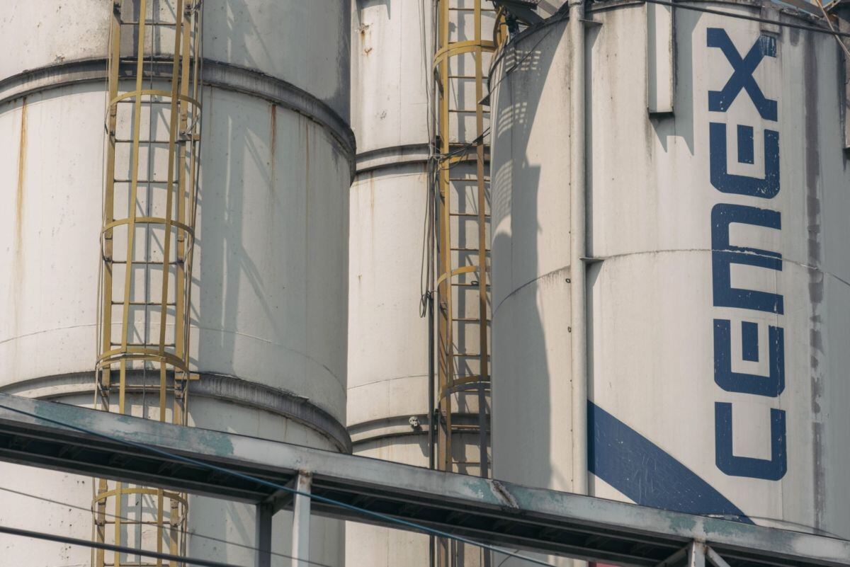 Con estas emisiones, Cemex ha emitido un total de 11,500 millones de pesos mexicanos (casi US$ 674.5 millones) desde su regreso al mercado de deuda local el año pasado. (Foto: Bloomberg)