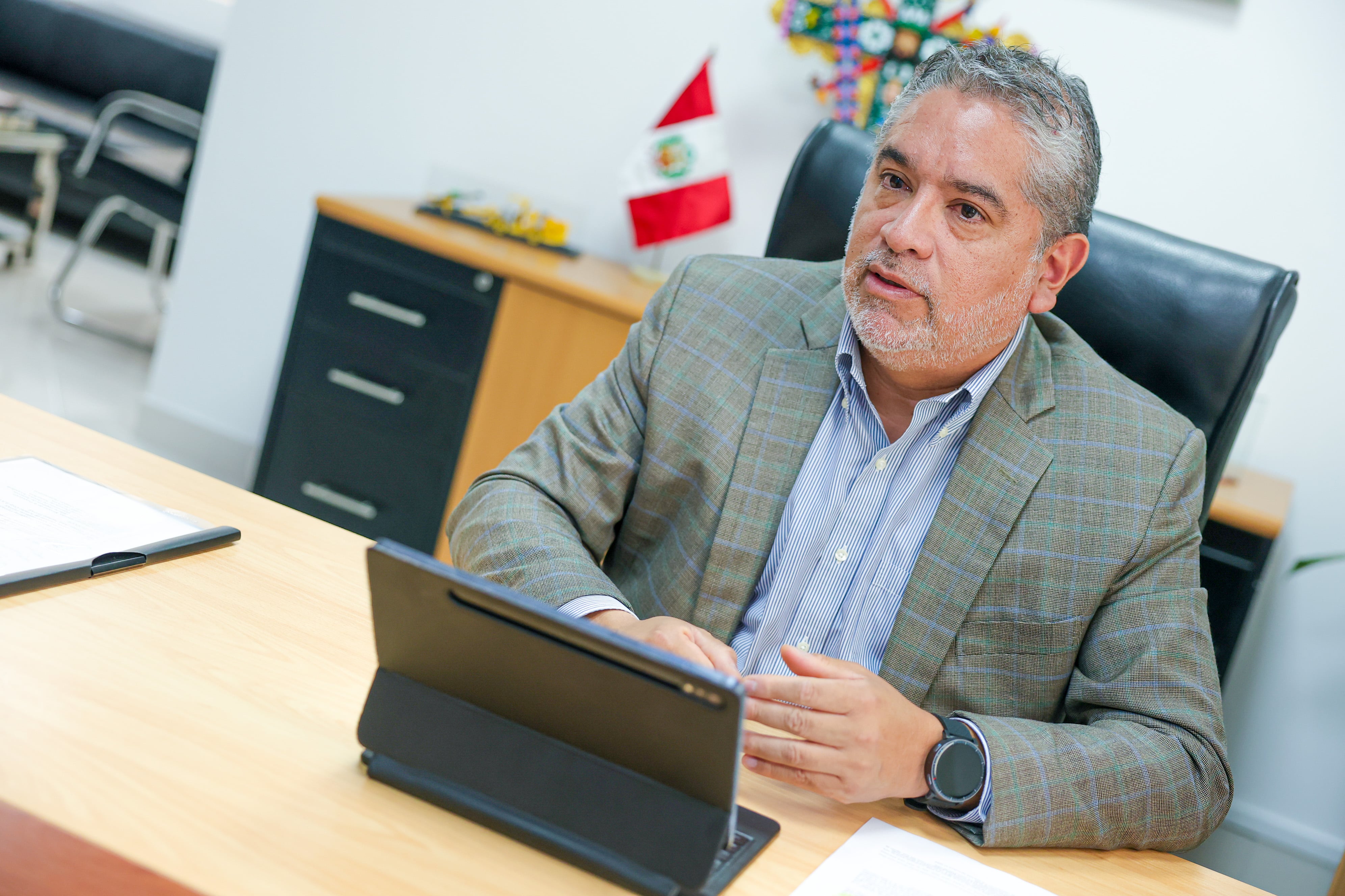 Juan Carlos Requejo, ministro de la Producción, en entrevista con Diario Gestión. Foto: Produce.