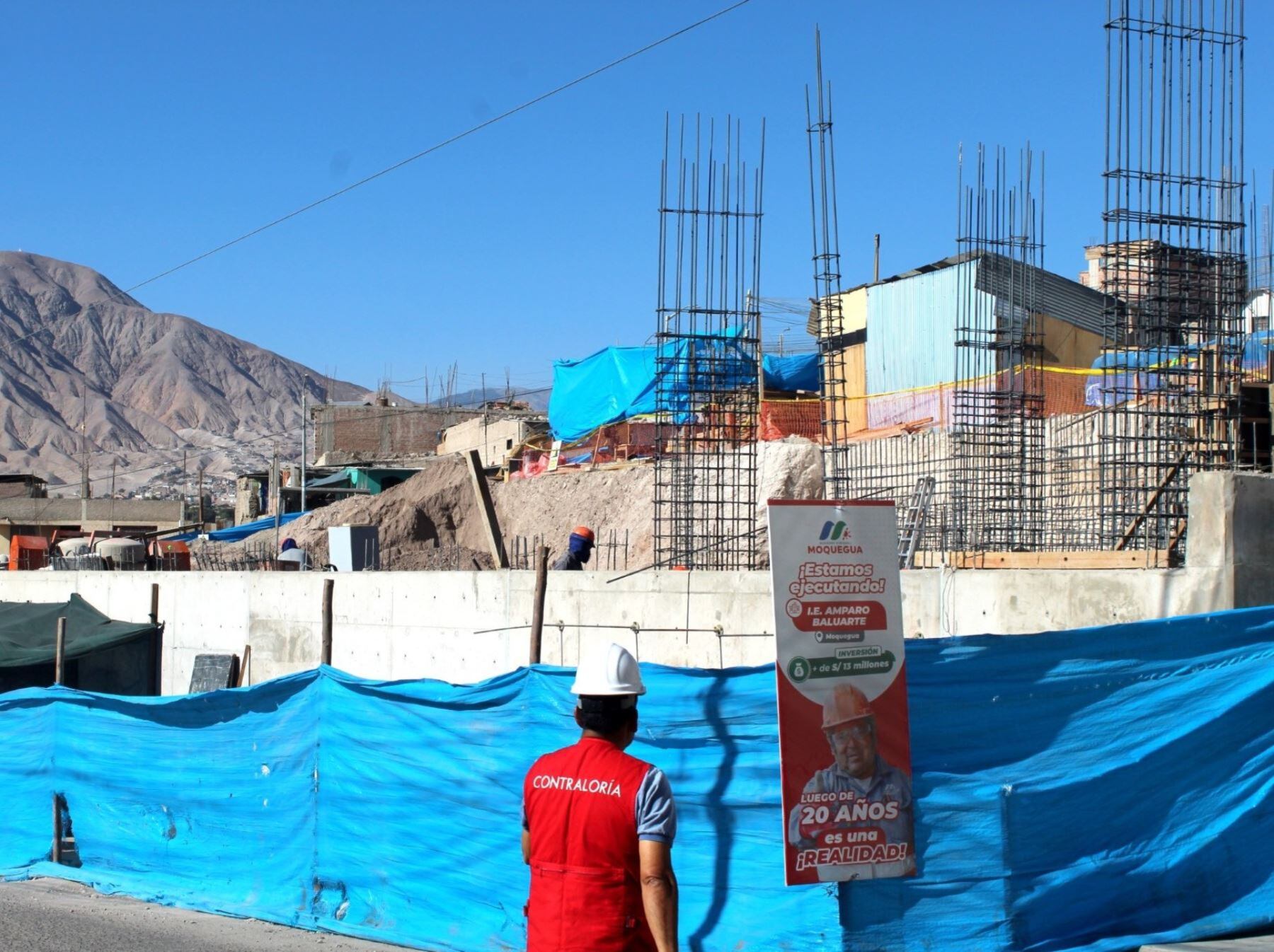 Contraloría advierte que en los muros de contención se observan resanes debido a huecos (oquedades o vacíos) en el concreto. (Foto: Difusión)