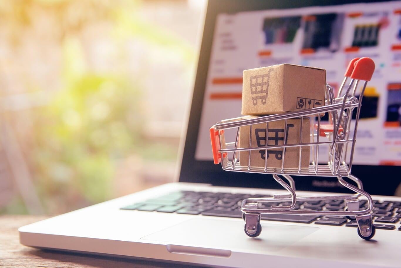 Ventas crecieron más de 276% se utilizaron 3.5 millones de tarjetas en e-commerce. Foto: IAB Perú
