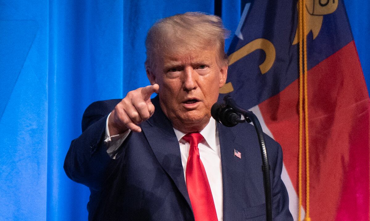Una fiscal de Georgia anunciará de aquí a septiembre el resultado de una investigación sobre si Trump presionó para intentar cambiar el resultado de las elecciones presidenciales de 2020, (Foto de ALLISON JOYCE / AFP).
