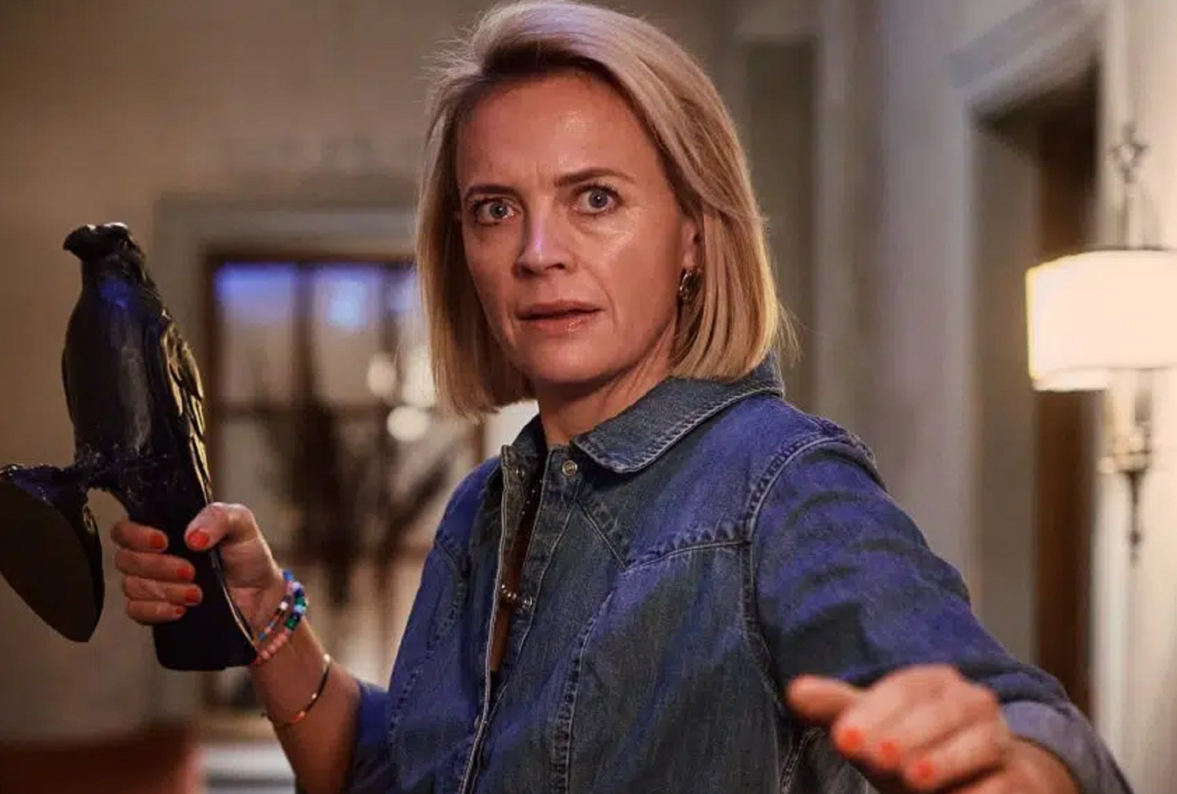 Josephine Bornebusch asume el papel de Kina en la película sueca "La tormenta", que ha sido catalogada como una producción excéntrica, divertida y descabellada (Foto: Netflix)