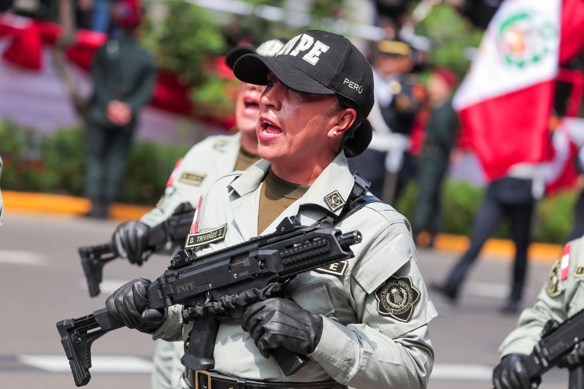 Compañía del INPE, en la Gran Parada y Desfile Cívico Militar. Foto: Presidencia.