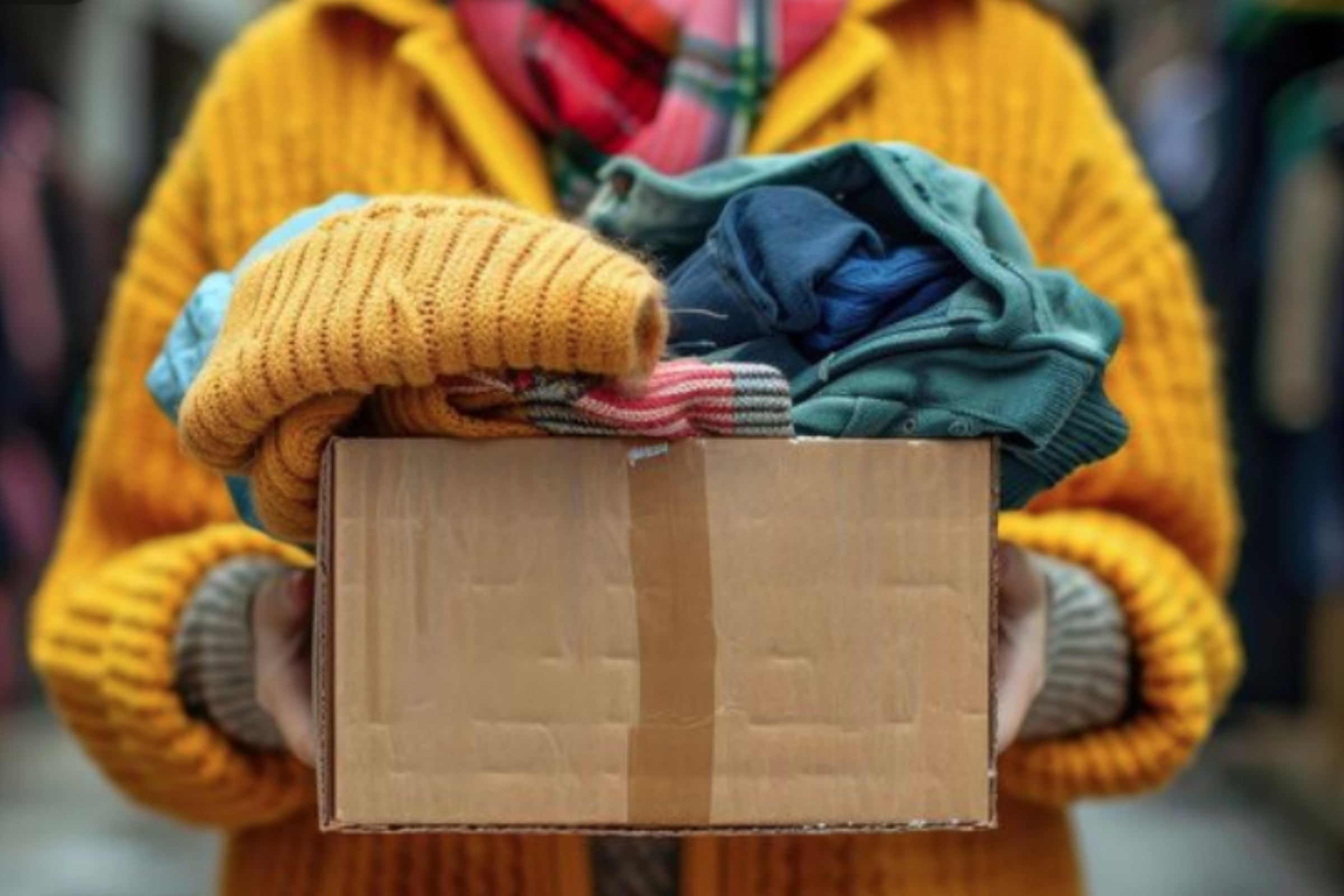 Esta iniciativa pretende que los residentes de Chicago acceden a ropa abrigadora gratuita para afrontar esta época invernal. (Crédito: Freepik)